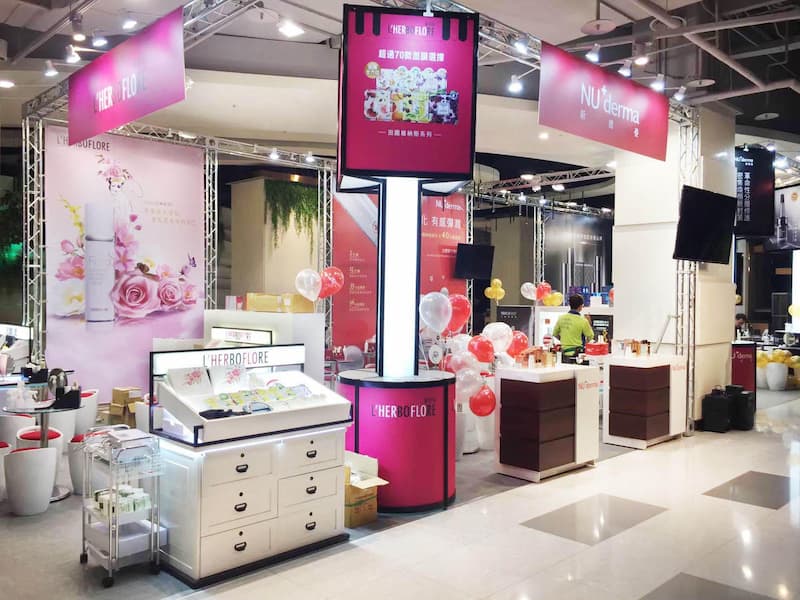 0601taj200106_002414 (1)